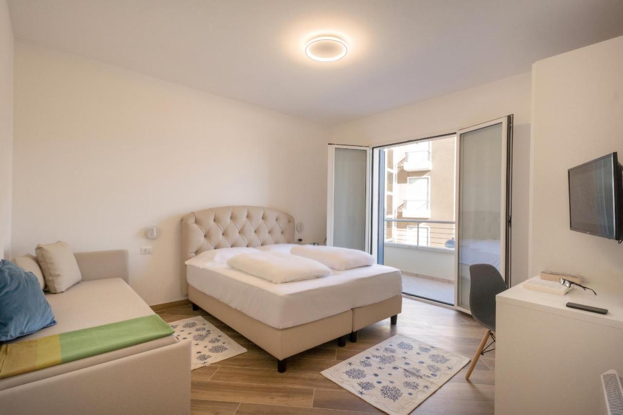 Ferrari Apartments Levante Caorle Exterior photo